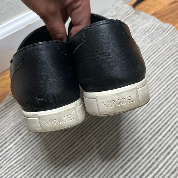 Vince Women's Black 'Paeyre' Pointy Toe Slip-On Leather Sneaker - Picture 5 of 8